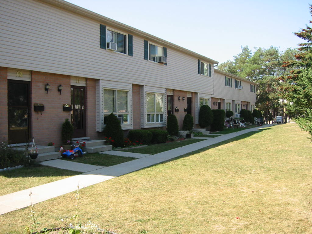 Picture of this beautiful home for rent, taken from Across the Street